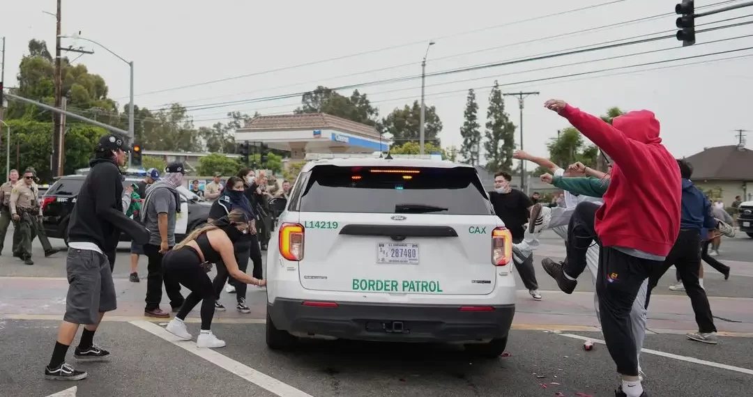 Realiza ICE nueva redada contra migrantes en Paramount, California