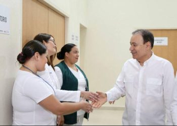 Cumple Gobernador Durazo a trabajadores de la salud; avanza solución a demandas laborales
