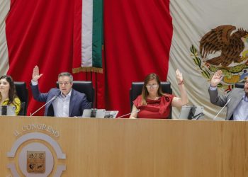 Analiza Congreso de Sonora temas de salud, educación, ganadería así como crisis hídrica y firman convenio con ITSON