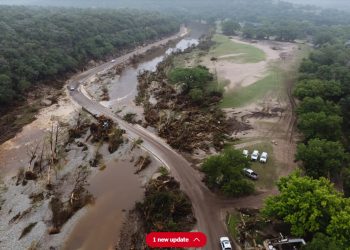 51 muertos en inundaciones en Texas mientras la búsqueda de desaparecidos se vuelve más urgente