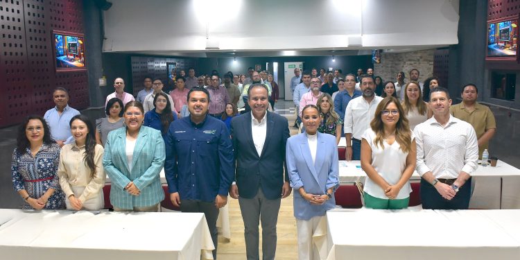 Promueve Toño Astiazarán vivienda sostenible con estímulos fiscales a la construcción