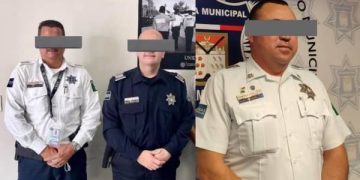 Detienen a ex jefes de la policía municipal de Hermosillo, Sonora, José Ángel Román Rodríguez y Pánfilo Ramírez López, así como Emilio Hoyos