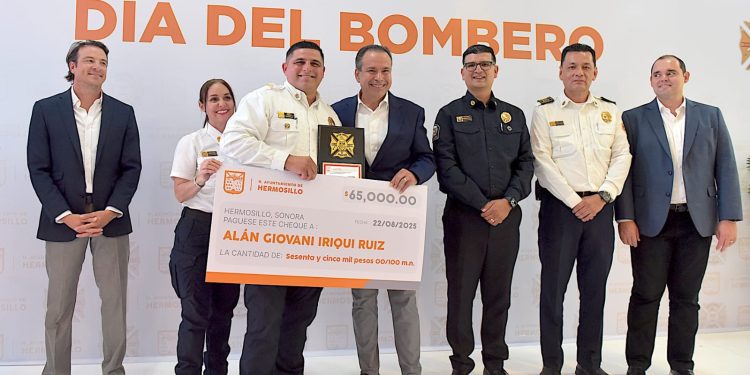 Reconoce Toño Astiazarán heroica labor de Bomberos
