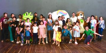 Disfrutan navojoenses obra de teatro que promueve el cuidado del agua, impulsada por Omar Del Valle Colosio