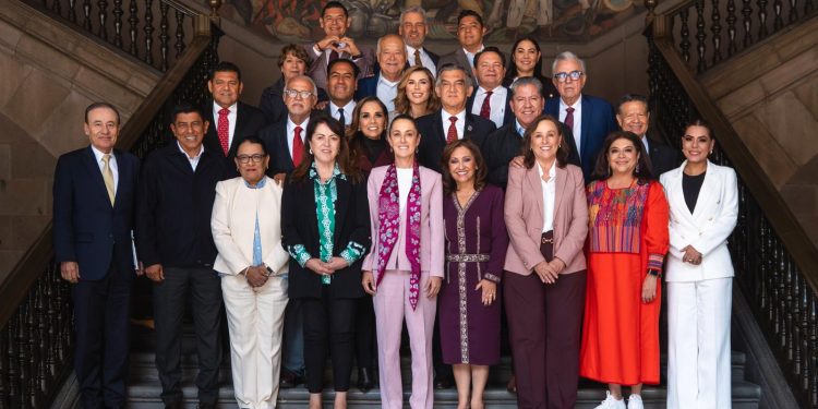 Gobernador Durazo y Presidenta Sheinbaum consolidan atención médica gratuita y de calidad en Sonora