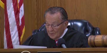 Murió el juez Frank Caprio, considerado el juez mas amable del mundo