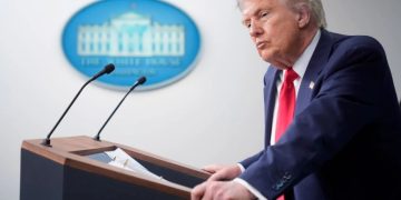 Trump ordena control federal de policía en Washington y despliegue de Guardia Nacional