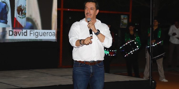 Rinde diputado David Figueroa Primer Informe de Actividades