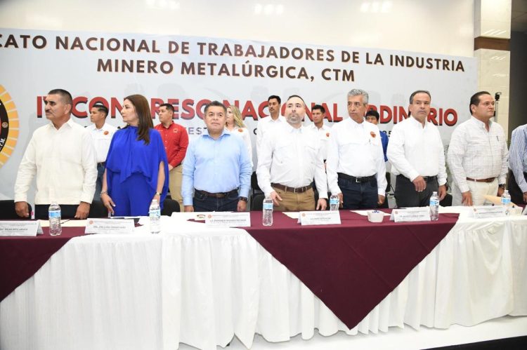 Ratifican a Javier Villarreal Gámez como Líder del Sindicato Minero de la CTM