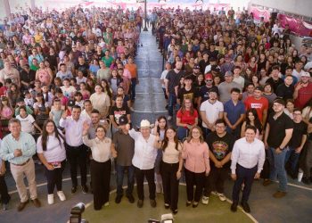 Gobernador Durazo transforma la educación de estudiantes de Cananea con becas y nuevo plantel de Conalep