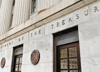 Gobierno de EU acusa a empresarios mexicanos de sobornar a funcionarios de Pemex