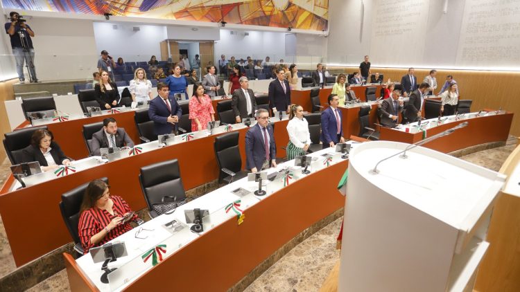 Aprueba Congreso de Sonora renuncia del titular del OIC y turna iniciativas en salud, justicia y derechos ciudadanos