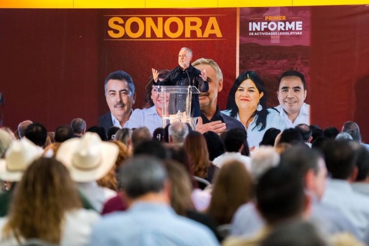 Alfonso Ramírez Cuéllar presenta su Primer Informe Legislativo en Sonora con amplia convocatoria política