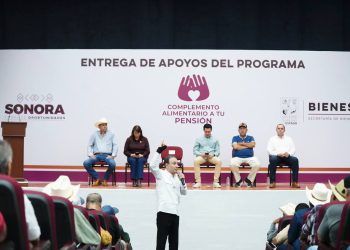 Respalda Gobernador Durazo a jubilados y pensionados del Ayuntamiento de Hermosillo con segunda entrega de apoyos económicos