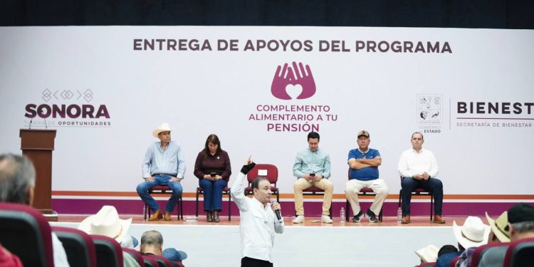 Respalda Gobernador Durazo a jubilados y pensionados del Ayuntamiento de Hermosillo con segunda entrega de apoyos económicos