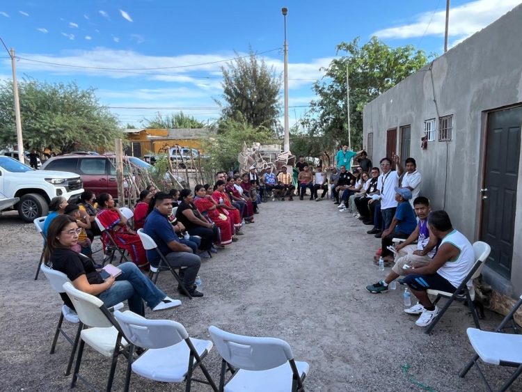 Atienden a integrantes de la comunidad Triqui y Mixteca del Poblado Miguel Alemán