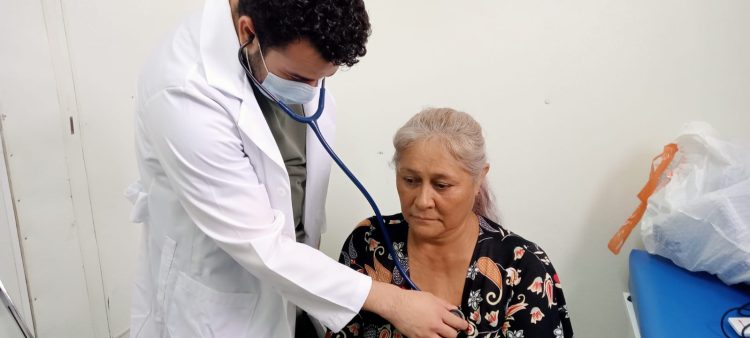 Lleva Ayuntamiento de Hermosillo jornada de salud a familias de La Caridad y alrededores