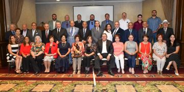 Entregan reconocimiento “Forjadora 2025” a Martha Aguayo de Uruchurtu