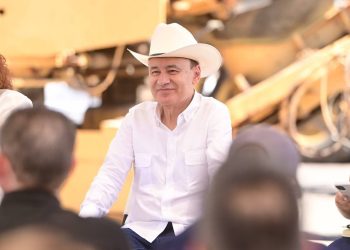 Gobernador Durazo impulsa la seguridad vial y turismo con proyecto de ampliación de carretera a Hermosillo-Bahía de Kino