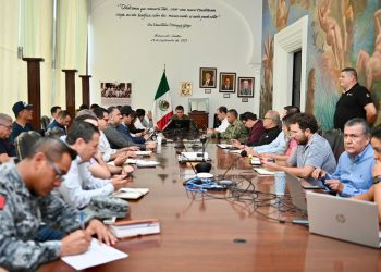 Instala Gobernador Durazo Comité Operativo de Emergencias para despliegue de acciones preventivas por huracán Lorena