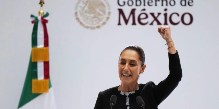 La presidenta Claudia Sheinbaum rindió su primer informe de gobierno, promete no traicionar la confianza del pueblo; “vamos bien y vamos a ir mejor”