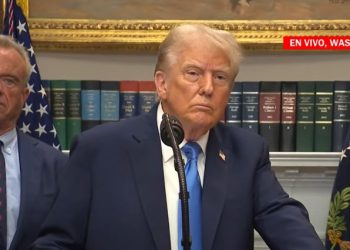 Trump advierte que uso de paracetamol en el embarazo está asociada con autismo: “Limiten el uso de Tylenol”