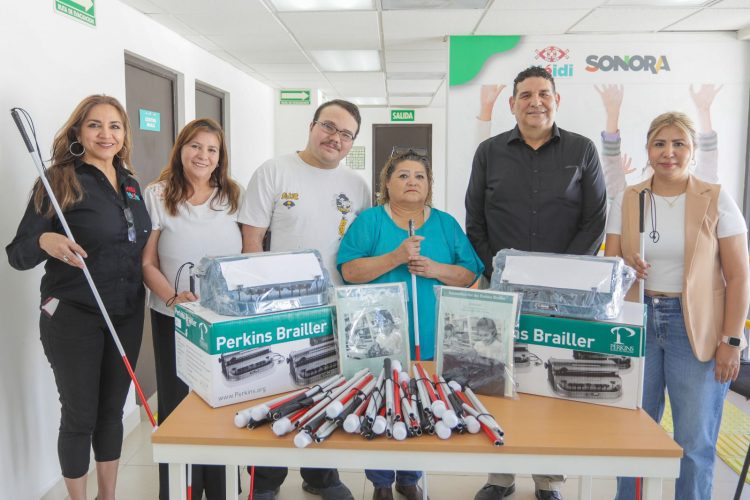 Donan diputados del Congreso de Sonora equipo al Centro Néidi