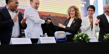 Gobernador Durazo comienza en Sonora la nueva era de la industria automotriz Mexicana