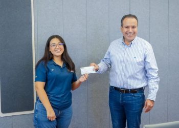 Impulsa Toño Astiazarán talento deportivo con entrega de 28 apoyos más en beneficio de 120 jóvenes