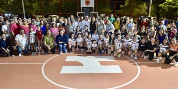 Entrega Toño Astiazarán como nuevo el parque Copacabana