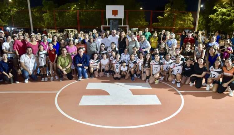 Entrega Toño Astiazarán como nuevo el parque Copacabana
