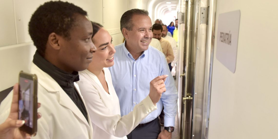 Da bienvenida Toño Astiazarán a servicios de salud del Dr. Vagón en Hermosillo
