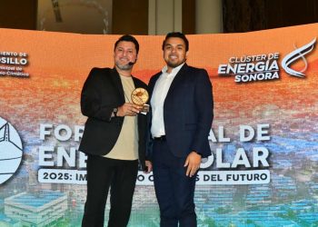 Pronostica Saturnino Campoy cambio global hacia el uso de energías renovables en el Foro Mundial de Energía Solar