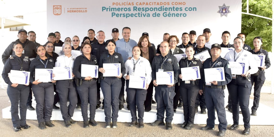 Impulsa Toño Astiazarán capacitación a policías en perspectiva de género