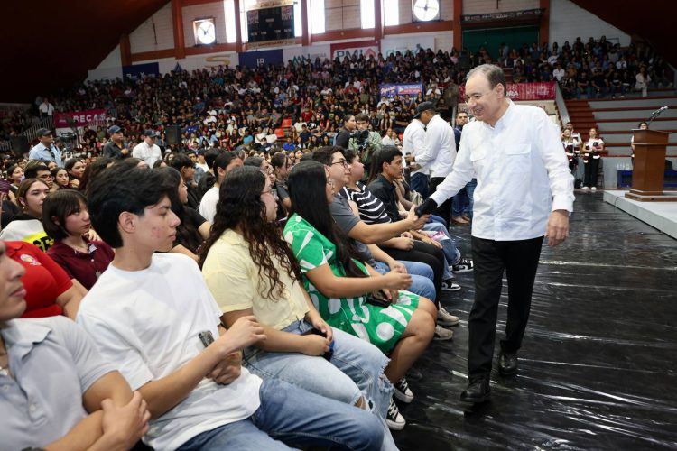 Gobernador Durazo incrementa a mil millones el presupuesto de Becas Sonora para 2026