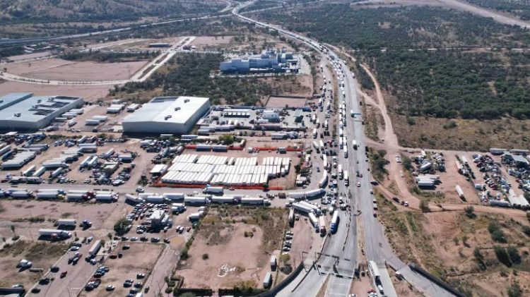 Habrá libre acceso en garitas de Nogales hoy durante el Día de Acción de Gracias tras pausa en el bloqueo de agricultores en el Recinto Fiscal
