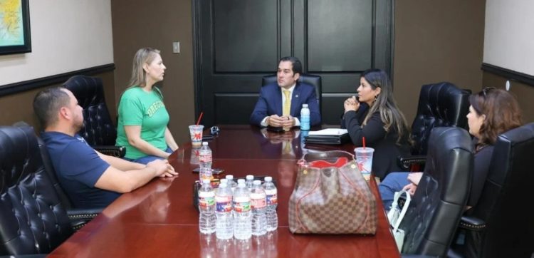 Alcalde de Eagle Pass proyecta ampliar muro acuático en Río Bravo; advierten daños ambientales