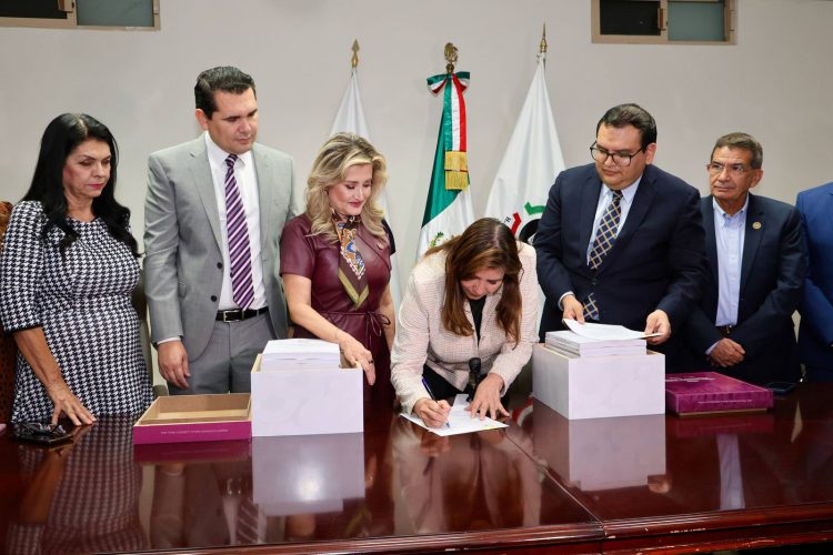 Gobernador Durazo entrega proyecto de presupuesto 2026 sin nuevos impuestos y mayor inversión social