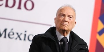 CARTA de Gertz dice que Sheinbaum le propuso ser Embajador “de un país amigo”. Y se va