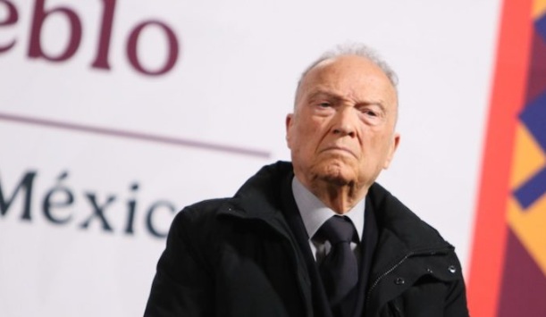 CARTA de Gertz dice que Sheinbaum le propuso ser Embajador “de un país amigo”. Y se va