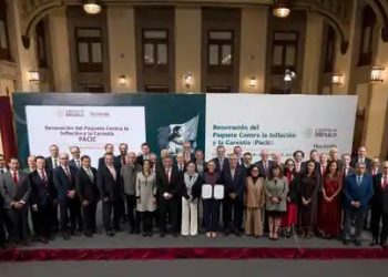 Presidenta Claudia Sheinbaum y empresarios firman renovación del Pacic para mantener la canasta básica en 910 pesos