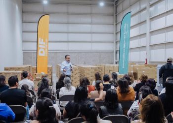 Apoya Toño Astiazarán distribución de desayunos escolares con nueva bodega en Hermosillo