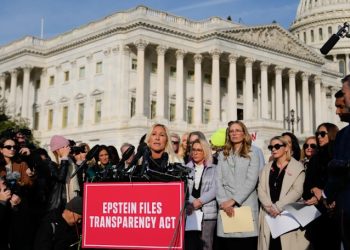 Piden justicia victimas de Jeffrey Epstein en La Cámara de Representantes de EEUU piden divulgar archivos de Epstein