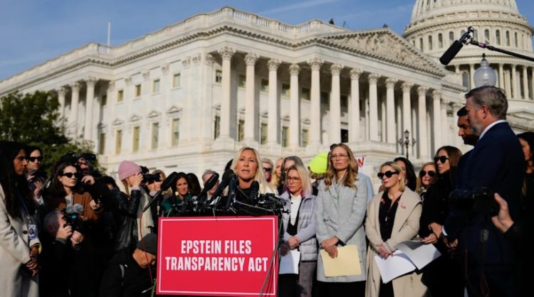 Piden justicia victimas de Jeffrey Epstein en La Cámara de Representantes de EEUU piden divulgar archivos de Epstein