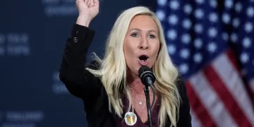 La representante republicana Marjorie Taylor Greene renuncia a su escaño tras choque con Trump por caso Epstein
