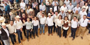 Conagua entrega títulos de concesión de agua a usuarios agrícolas de Sonora