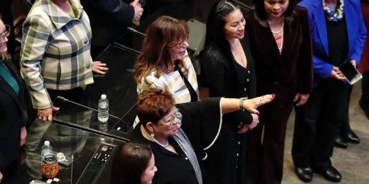 Senado elige a Ernestina Godoy como nueva fiscal general de la República