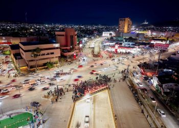Nuevo paso a desnivel traza el futuro de Hermosillo: Toño Astiazarán