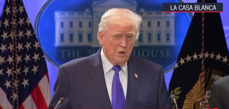 Trump anuncia nuevo arancel general del 10% tras revés de Corte Suprema