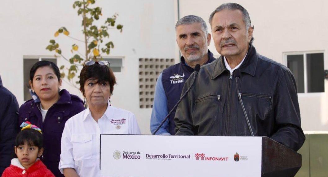 INFONAVIT entrega en Chiapas las primeras viviendas del Bienestar de ese estado 